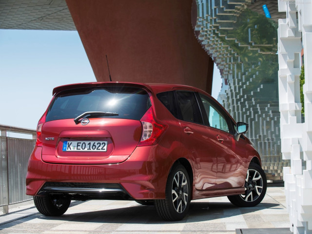 Nissan Note фото