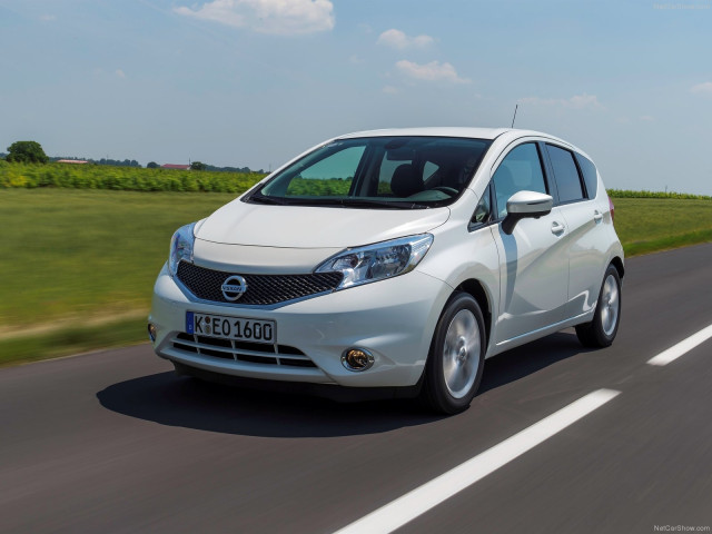 Nissan Note фото