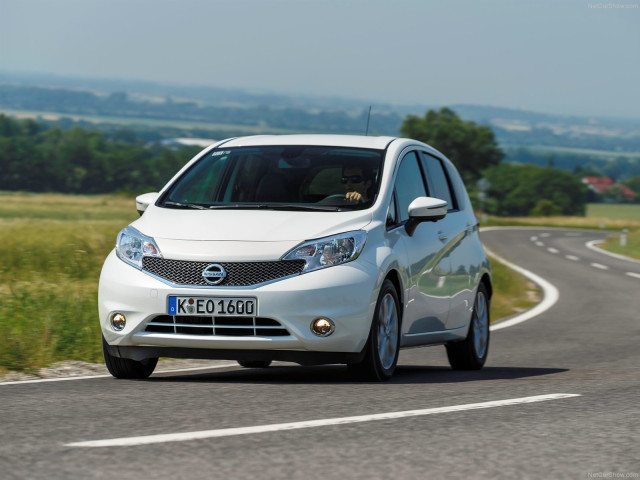 Nissan Note фото