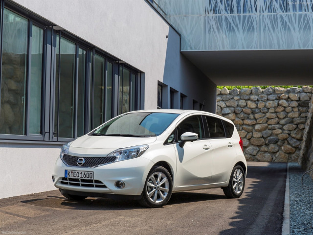 Nissan Note фото