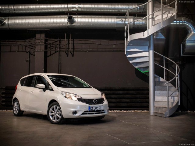 Nissan Note фото