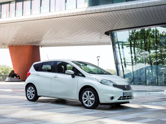 Nissan Note фото