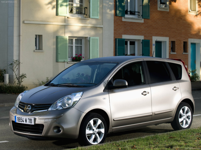 Nissan Note фото