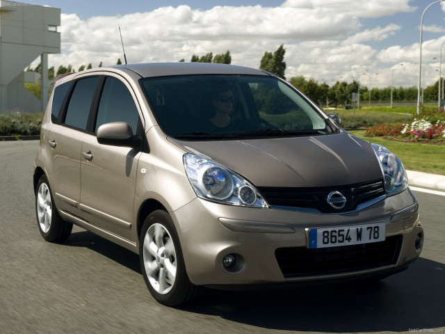 Nissan Note фото