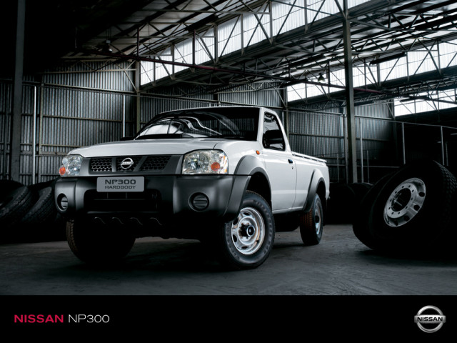 Nissan NP300 фото