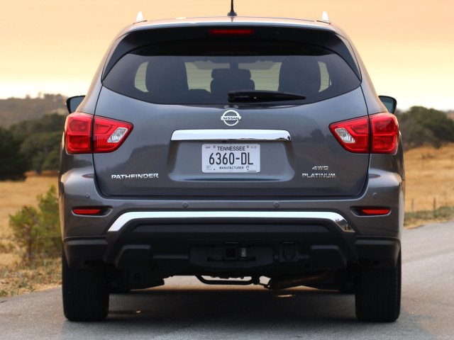 Nissan Pathfinder фото