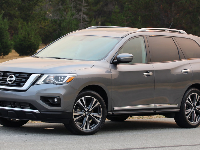 Nissan Pathfinder фото