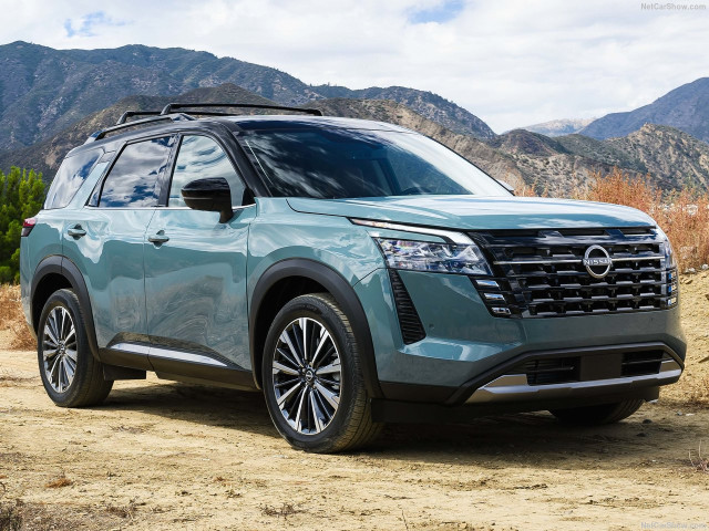 Nissan Pathfinder фото