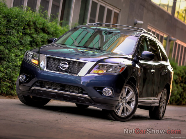 Nissan Pathfinder фото