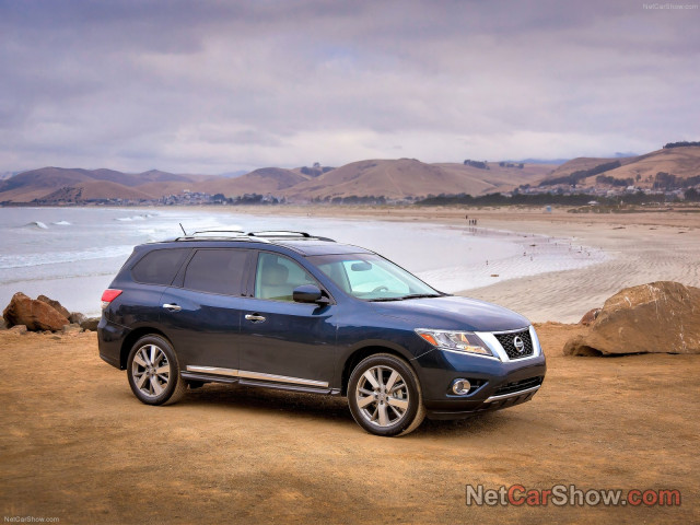 Nissan Pathfinder фото