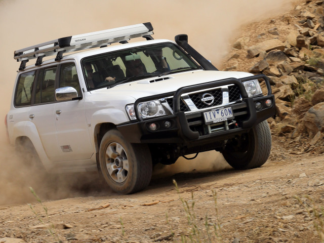 Nissan Patrol фото