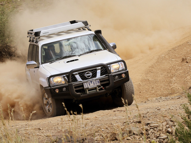 Nissan Patrol фото