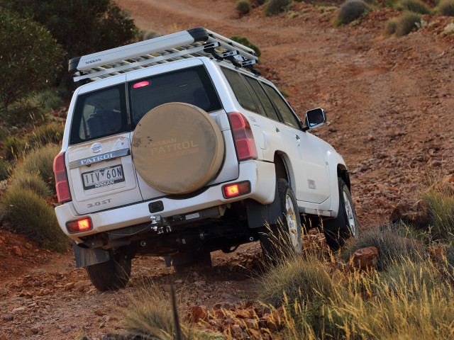 Nissan Patrol фото