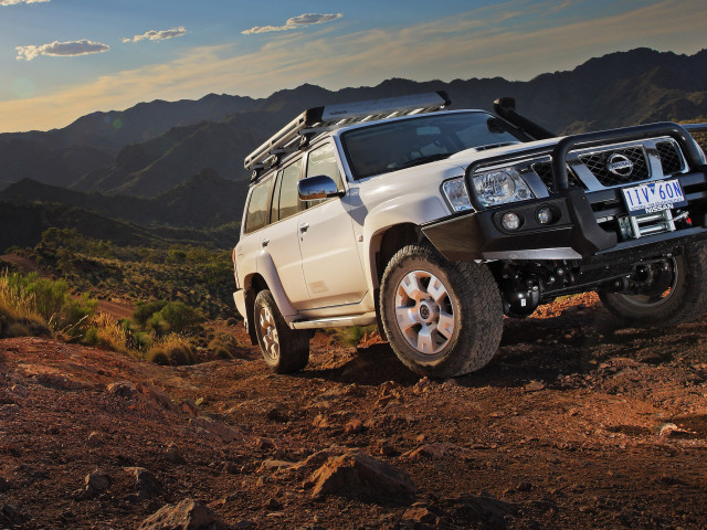 Nissan Patrol фото