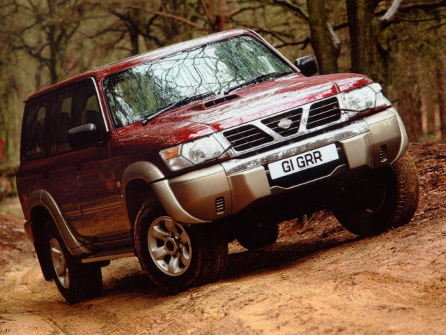 Nissan Patrol фото