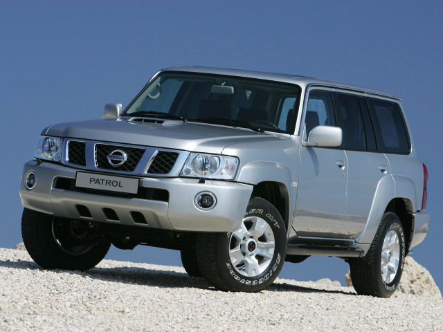 Nissan Patrol фото