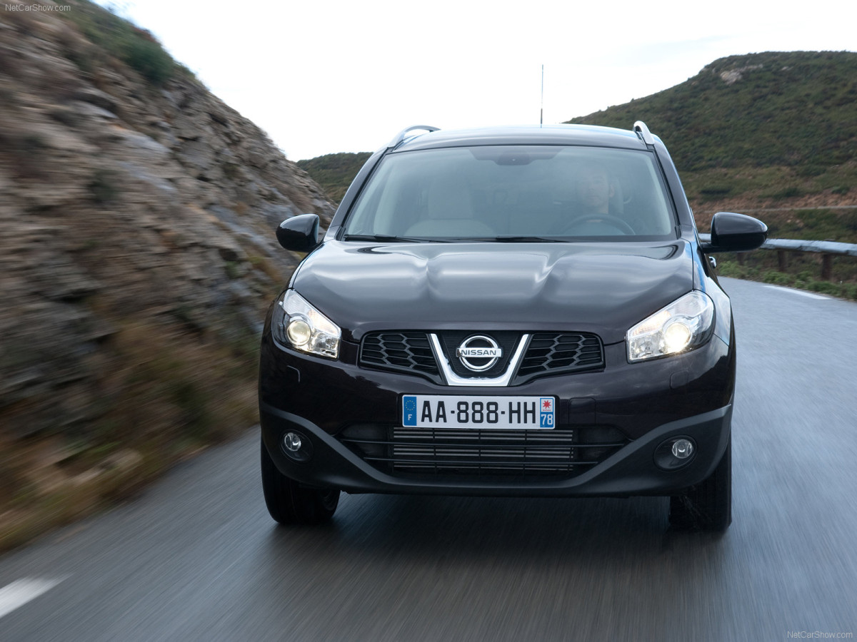 Nissan Qashqai+2 фото 74910