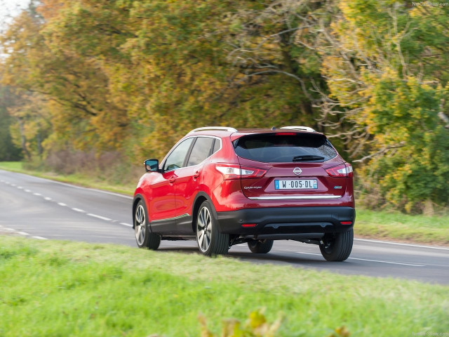 Nissan Qashqai фото