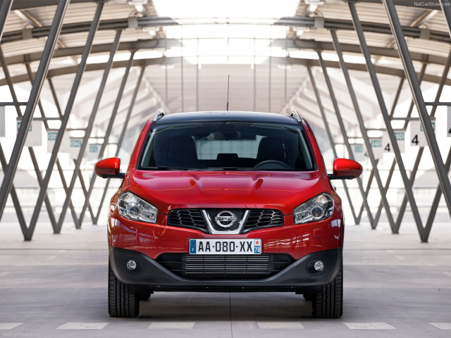 Nissan Qashqai фото