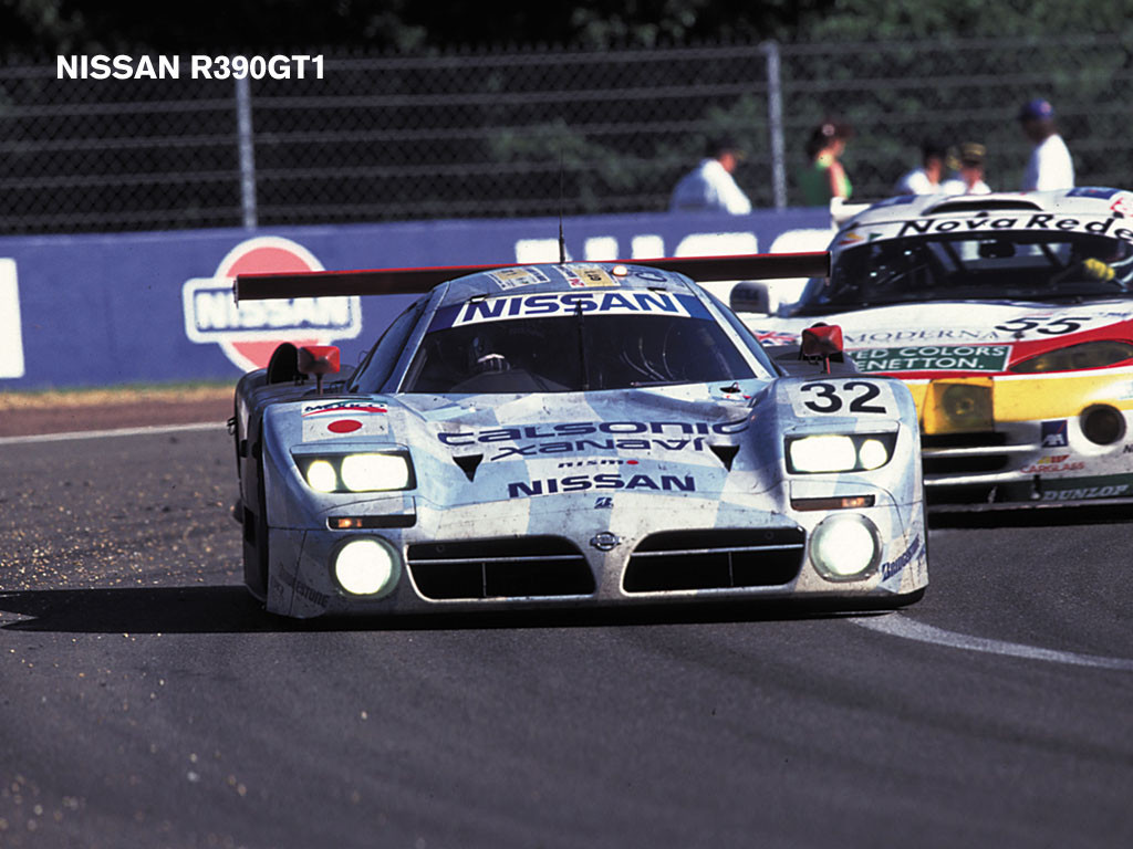 Nissan R390 GT1 фото 46706