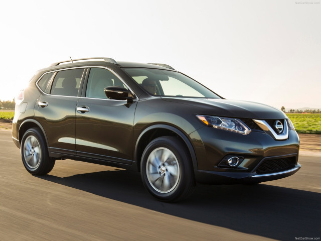 Nissan Rogue фото