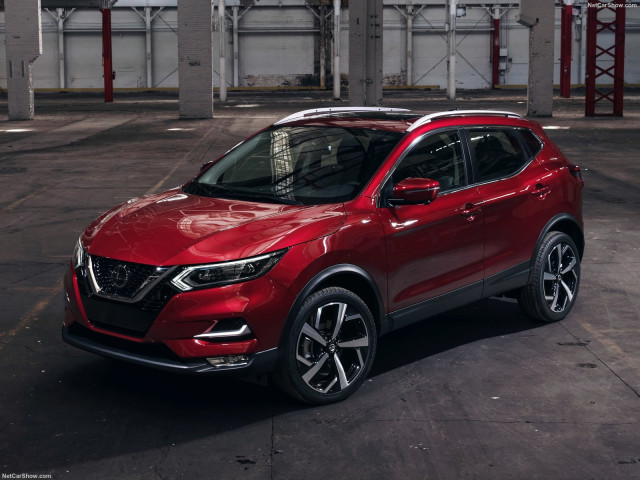 Nissan Rogue фото