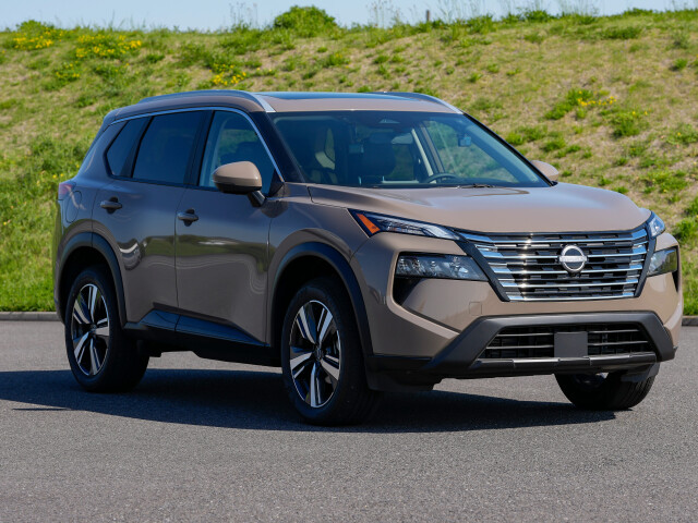 Nissan Rogue фото