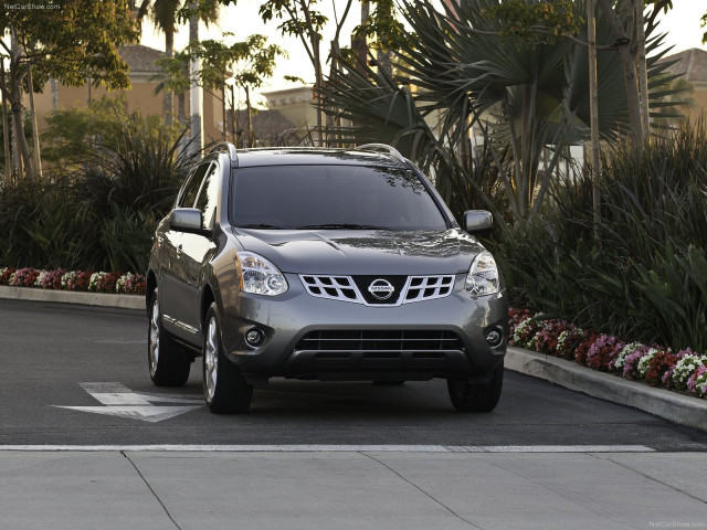 Nissan Rogue фото