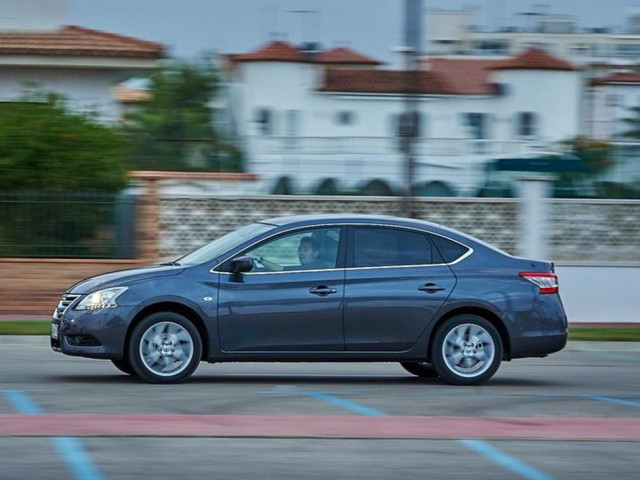 Nissan Sentra фото