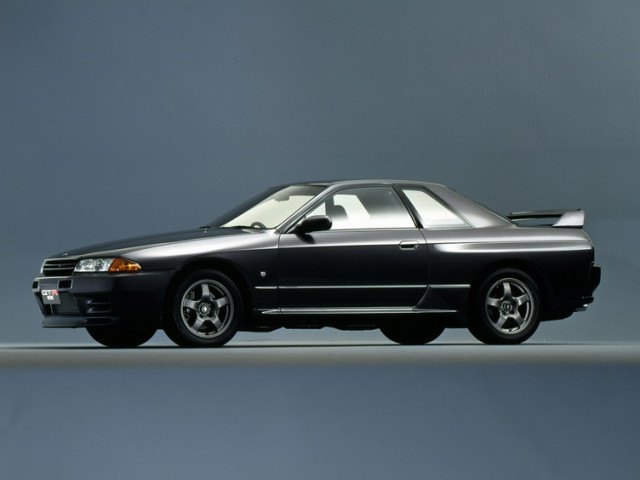 Nissan Skyline фото