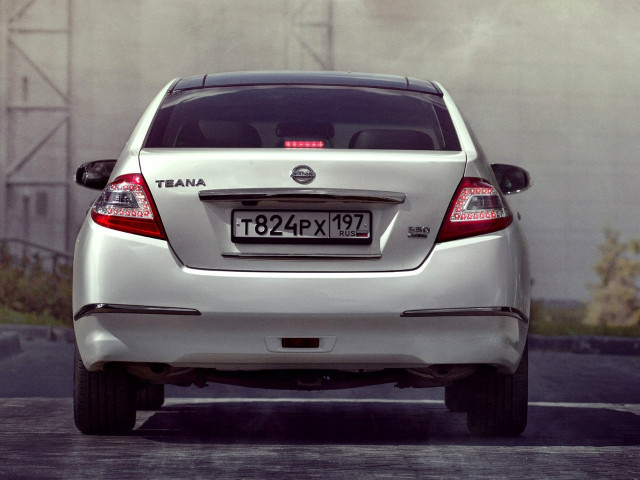 Nissan Teana фото