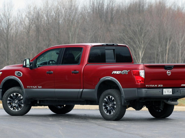 Nissan Titan XD фото