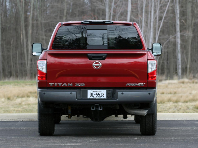 Nissan Titan XD фото