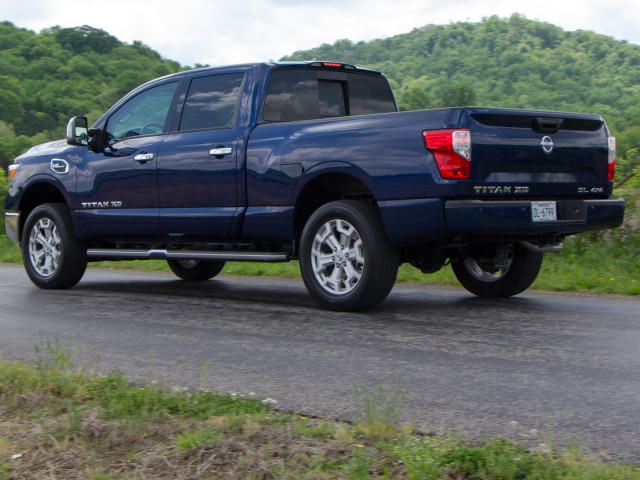 Nissan Titan XD фото