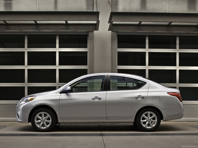 Nissan Versa Sedan фото