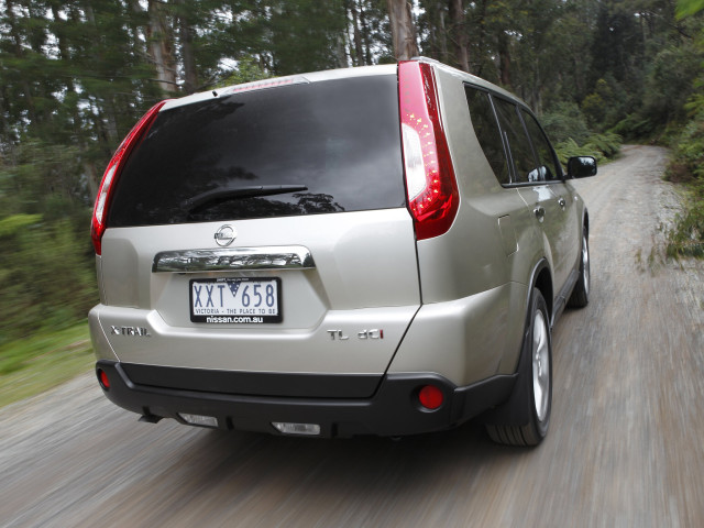 Nissan X-Trail фото