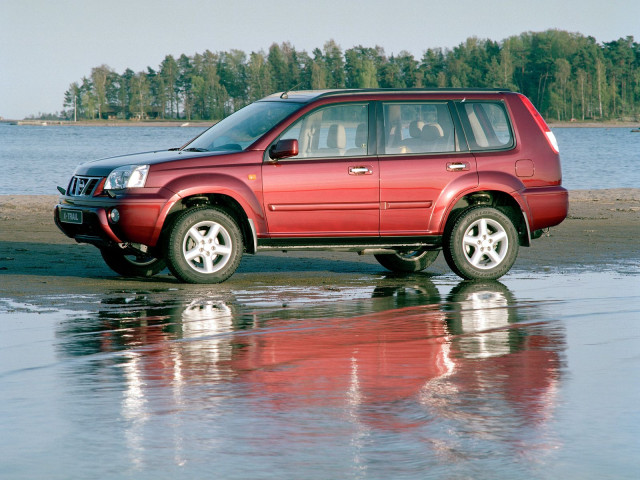 Nissan X-Trail фото