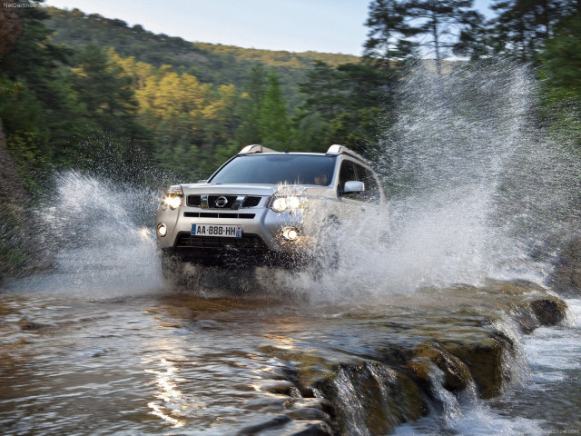 Nissan X-Trail фото