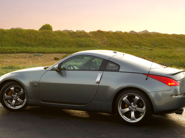 Nissan Z фото