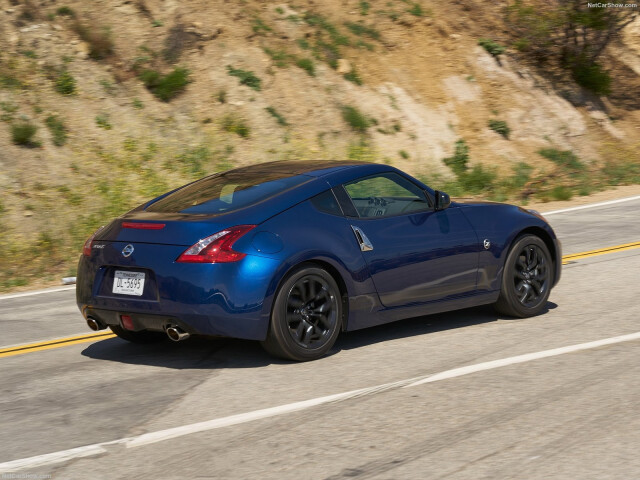 Nissan Z фото