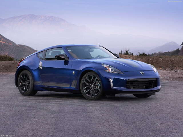 Nissan Z фото