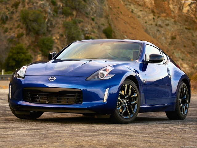 Nissan Z фото