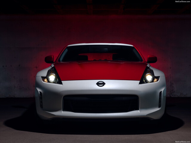 Nissan Z фото