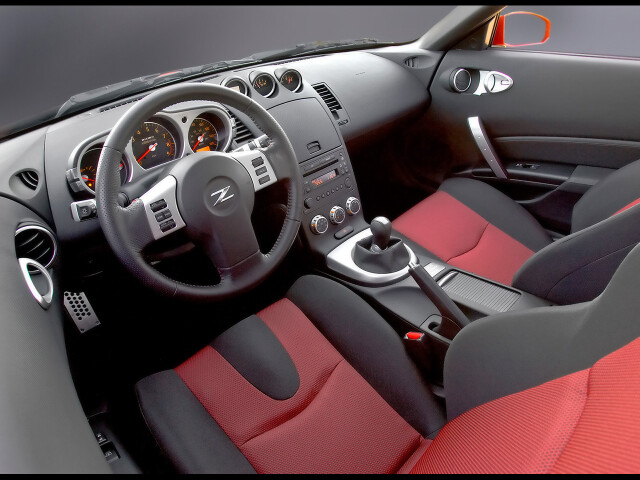 Nissan Z фото