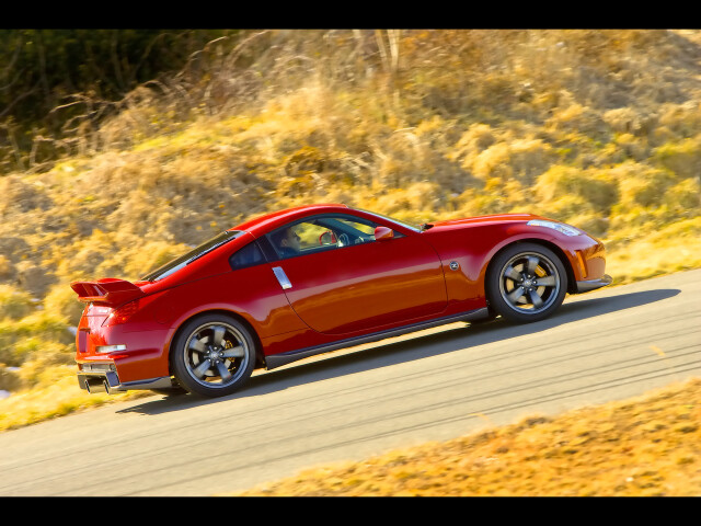 Nissan Z фото