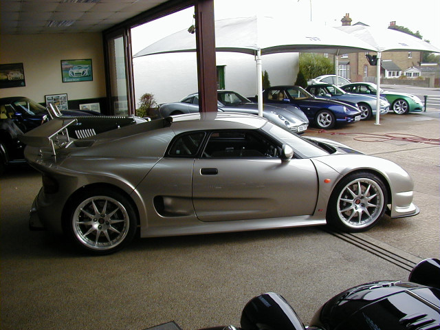 Noble M12 GTO 3R фото