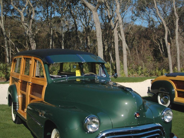 Oldsmobile 66 Delux Station Wagons фото