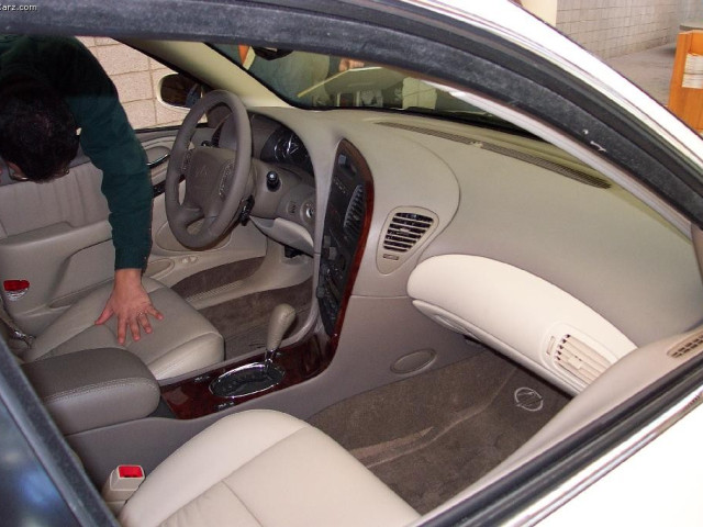 Oldsmobile Aurora фото