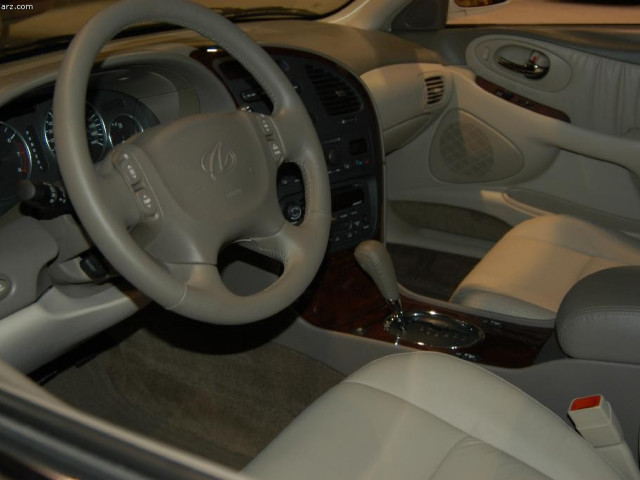 Oldsmobile Aurora фото