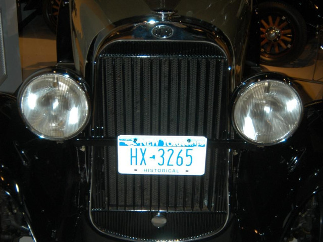 Oldsmobile F-28 фото